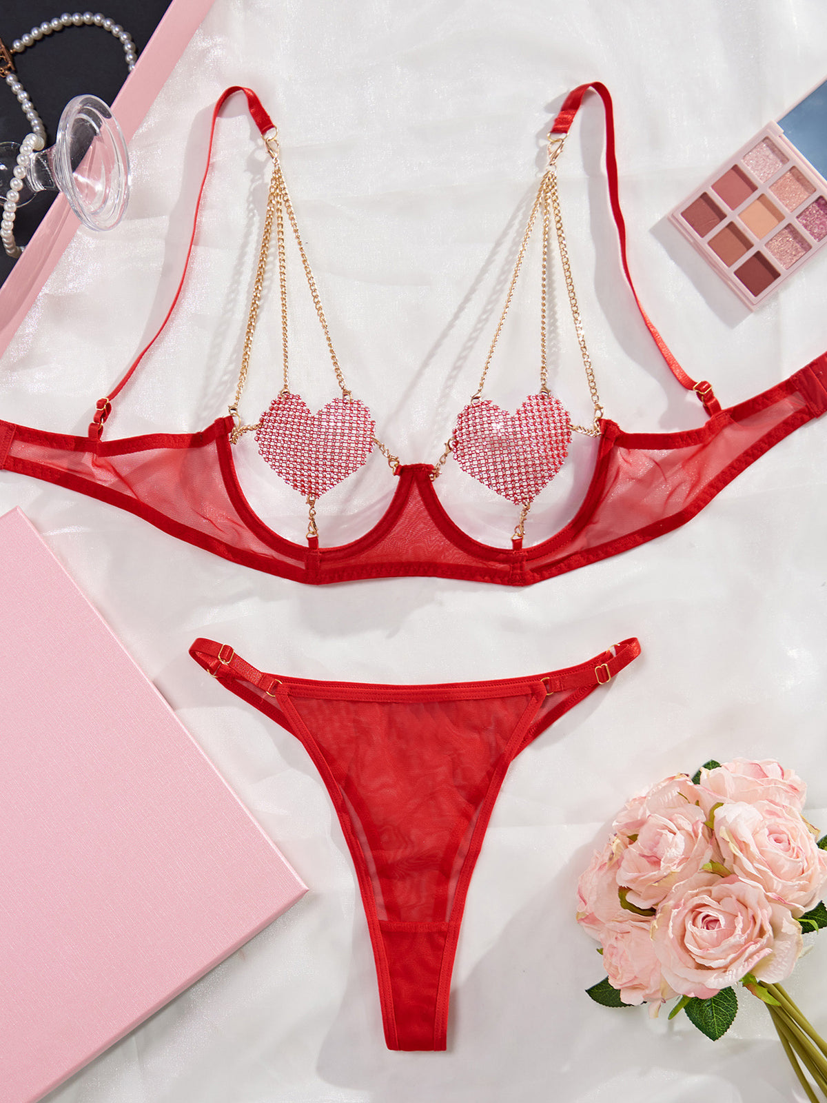 Three-Point Style Hollow-out Patchwork Heart-shaped Nipple Covers Metal Chains Erotic Lingerie Set