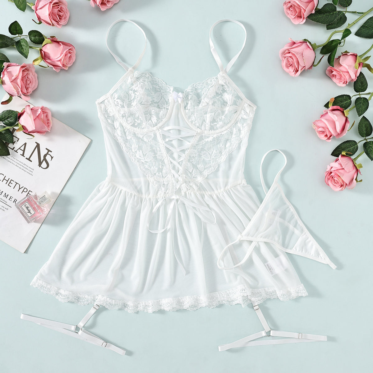 Three - point Hollow Lace Sexy Pure Desire Girl Emotional Gauze Skirt