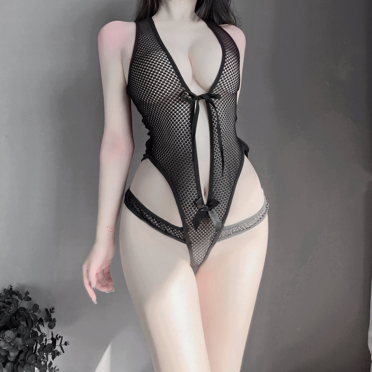 W-2504 Open-gear-free jumpie stockings large size cutout see-through mesh stockings - Quusvik