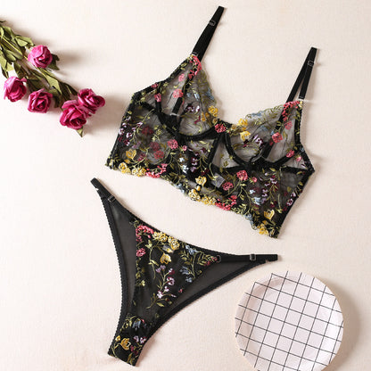 Gorgeous Lingerie Set Underwire Boned Floral Seductive Thong with Thigh Straps