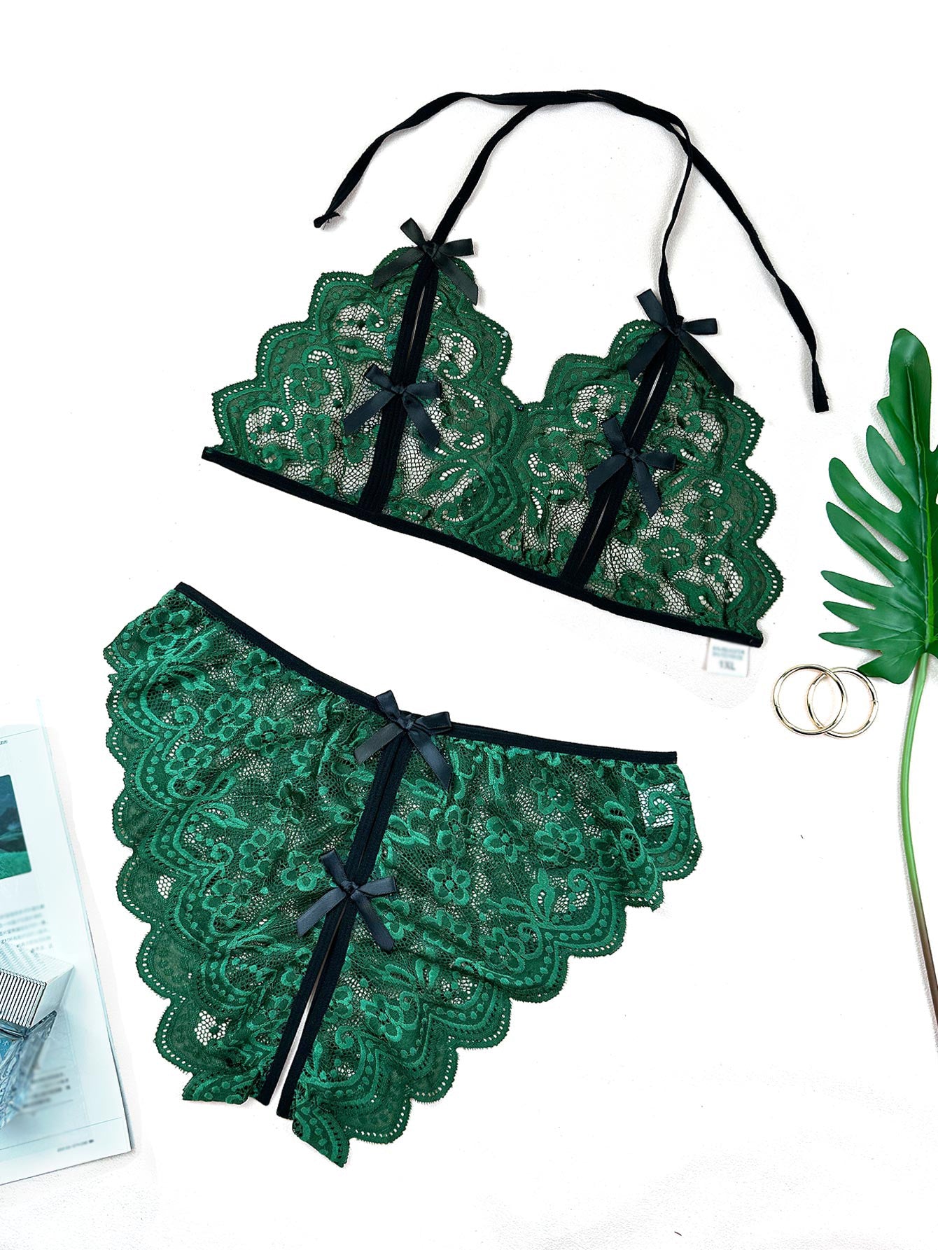 Plus Size Open Crotch Lingerie Three-piece Set Sexy Temptation and Transparent Lace