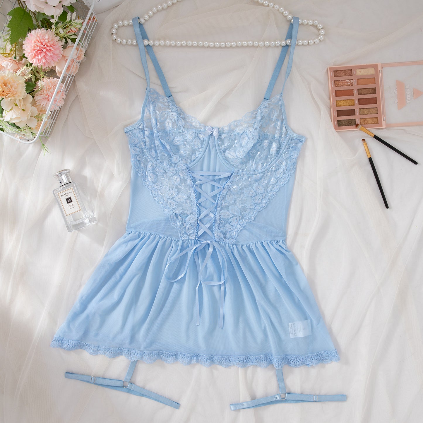 Three - point Hollow Lace Sexy Pure Desire Girl Emotional Gauze Skirt