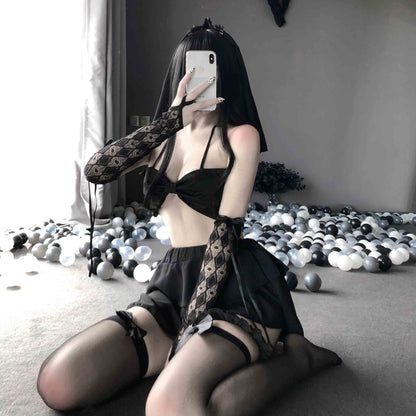 T-2397  Black and white bridal chiffon skirt - Quusvik