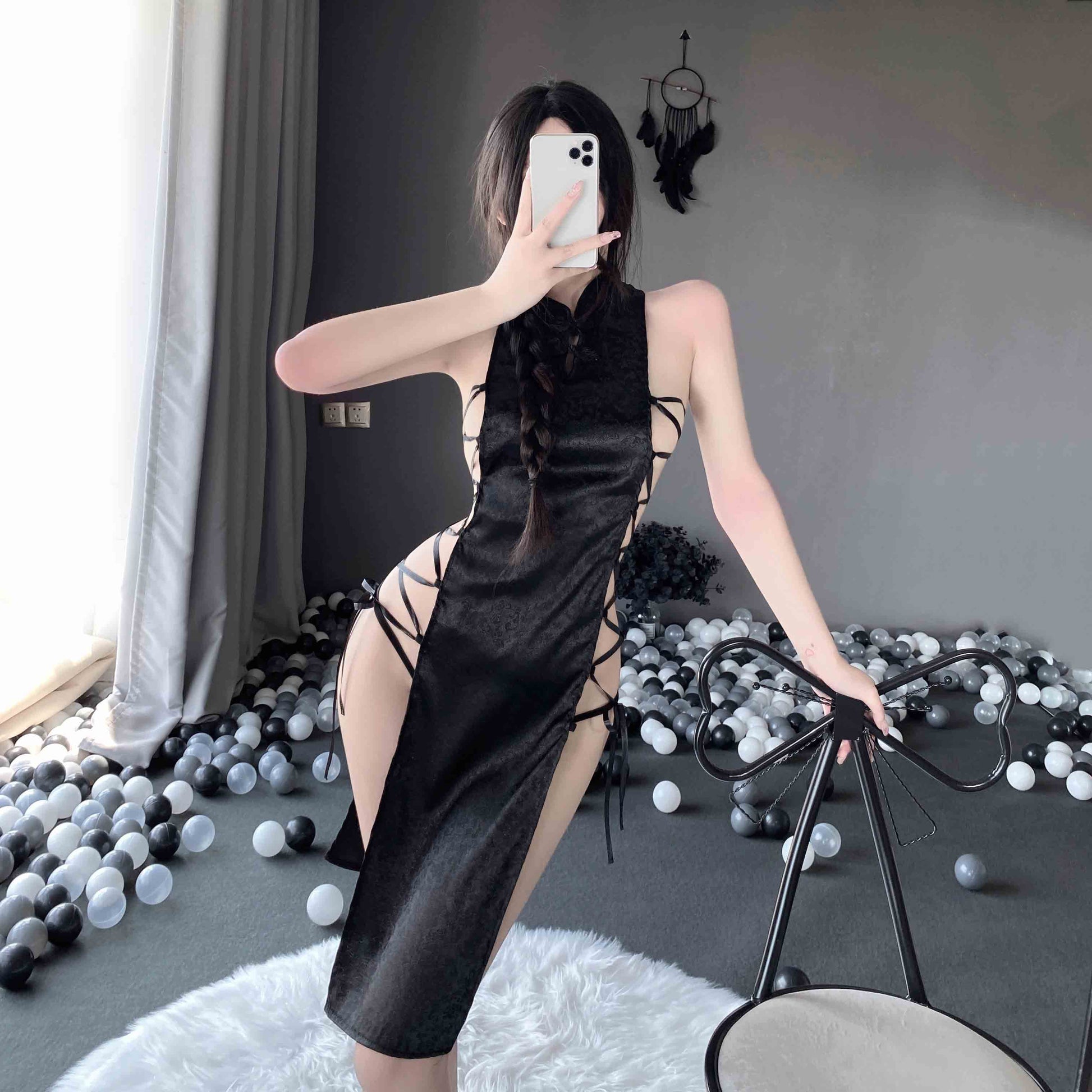 T-2384 Chinese buckle sexy seductive strappy high slit jacquard satin cheongsam nightdress - Quusvik