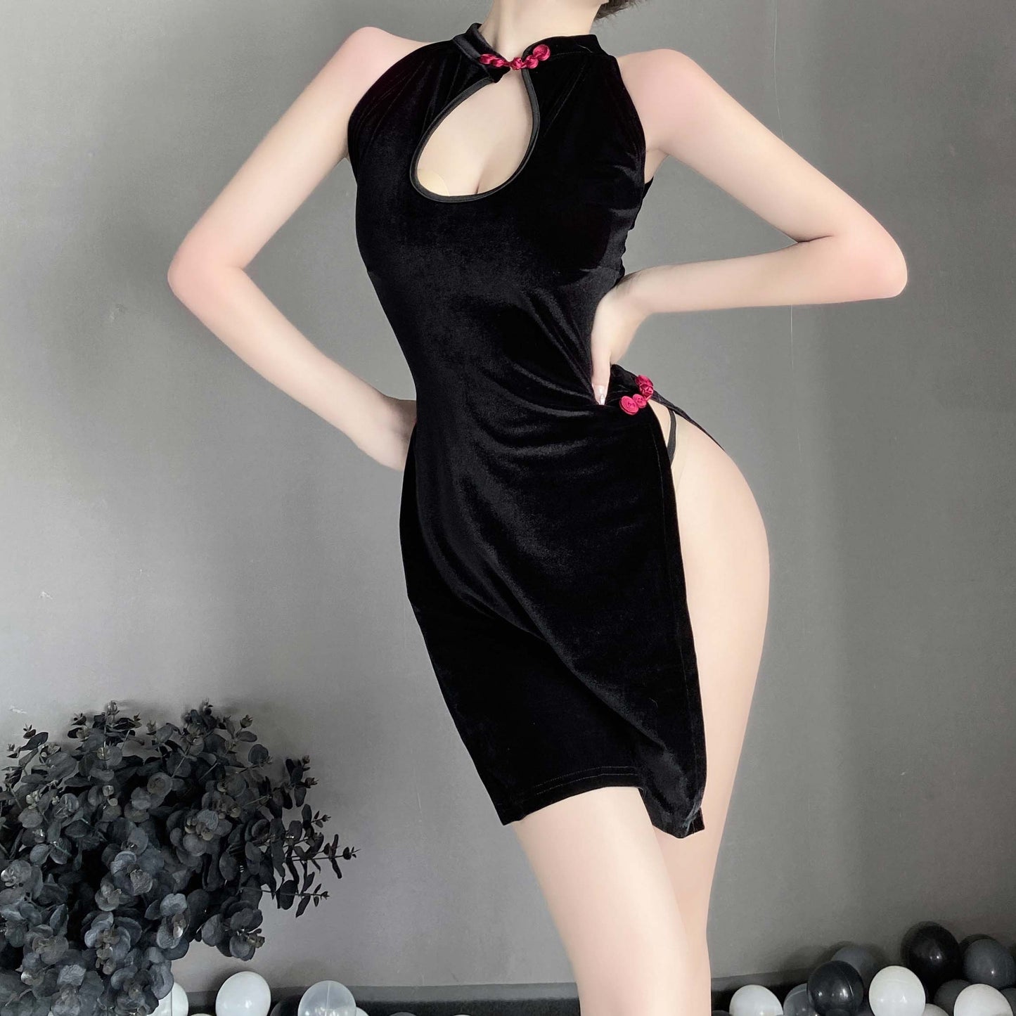 T-2295  Chinese style sex and emotional fun cheongsam - Quusvik