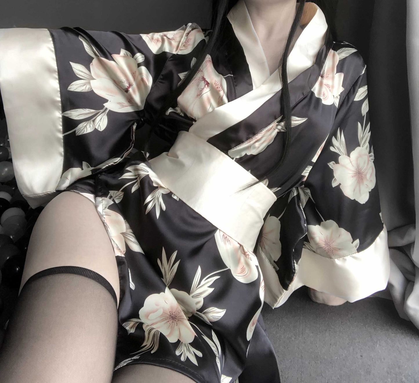 T-2412 Magnolia Japanese kimono - Quusvik