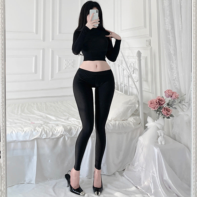 Sexy P-302 buttock-baring stretch slim leggings for outdoor activities3