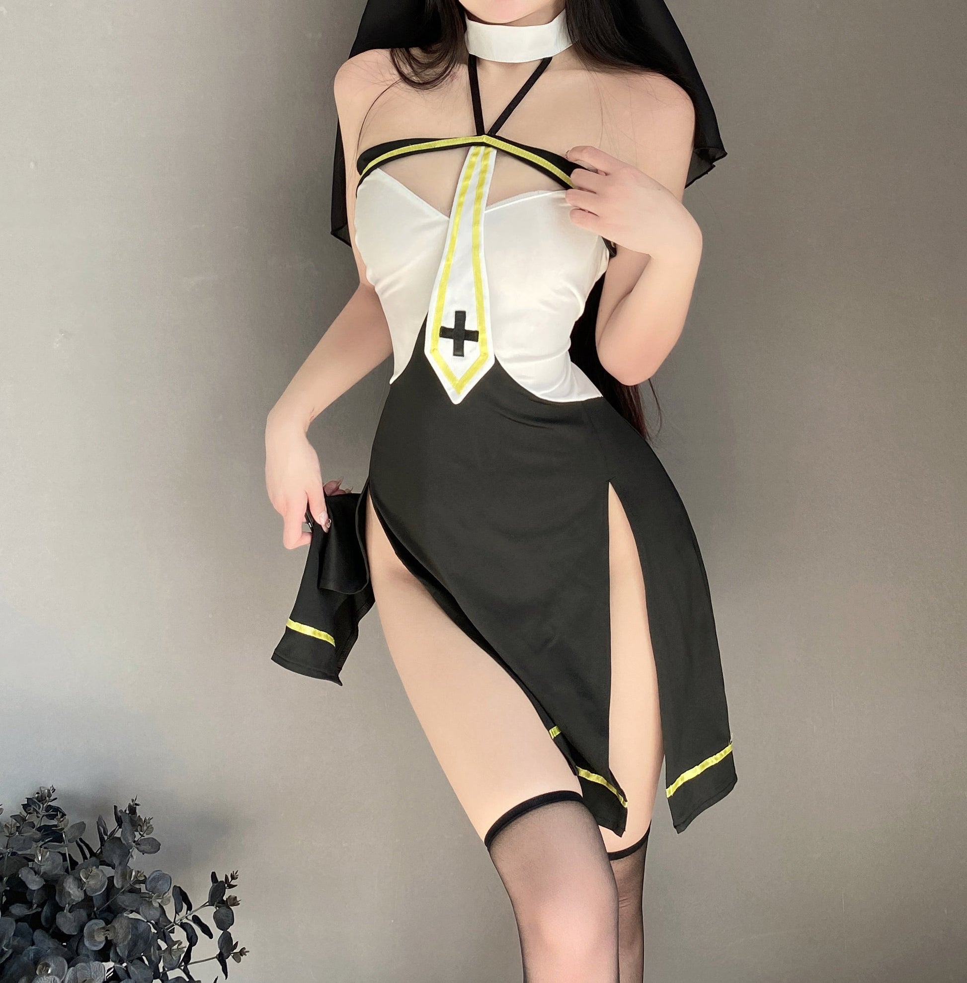 T-2723 stunner cheongsam chest exposed underwear nun royal sister female - Quusvik