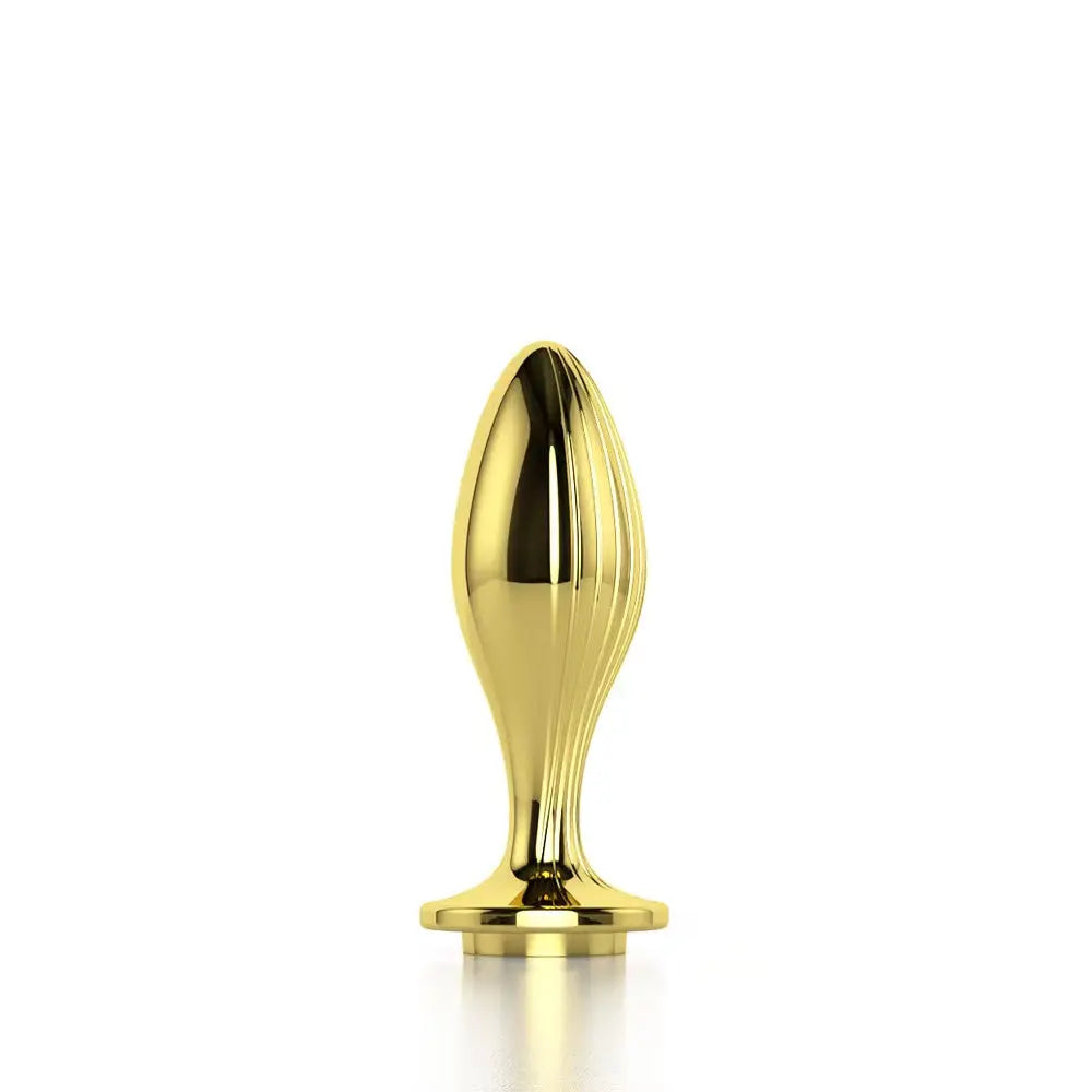 Quusvik metal butt plug with streamer design in gold for sexual wellness3